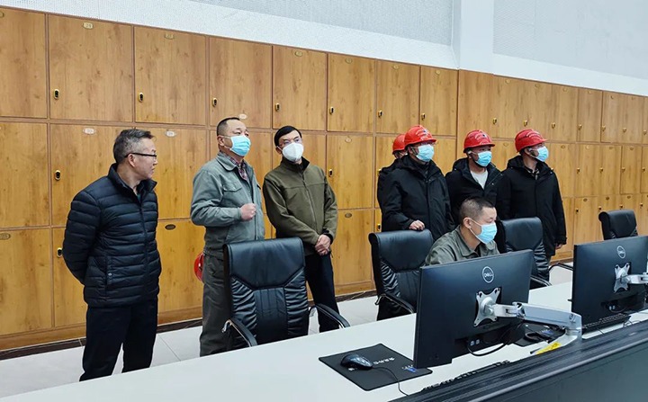 云煤（鉴黑担保网(jhdbw)·最具权威唯一维权担保平台）集团党委副书记、副董事长、总经理高建嵩一行到曲煤焦化公司调研慰问